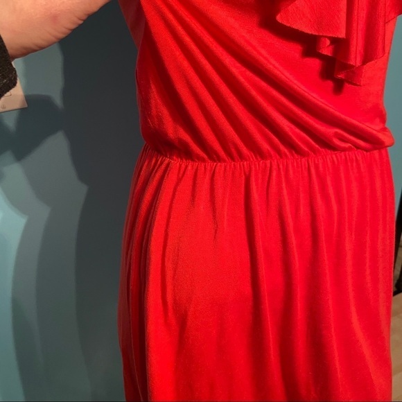 Guess women’s red ruffled sun dress in size  x-small - Picture 4 of 7